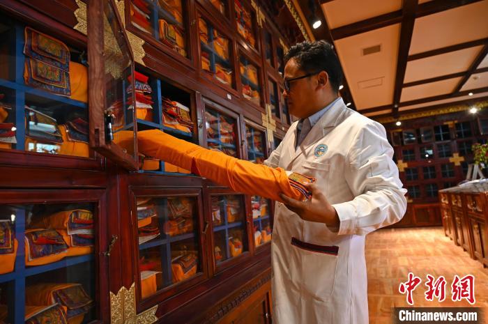 西藏藏醫(yī)院推動古籍文獻整理研究、出版利用